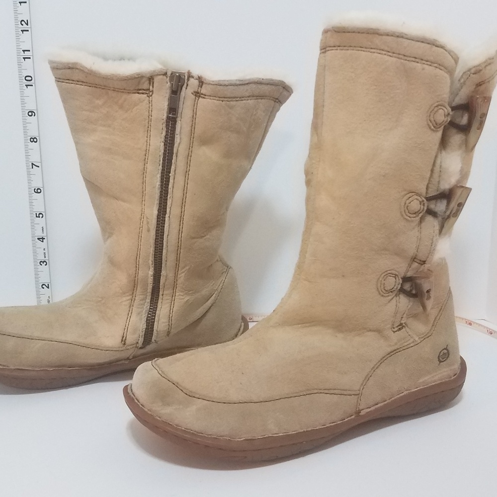 Born Boots, Shearling  SZ 9
